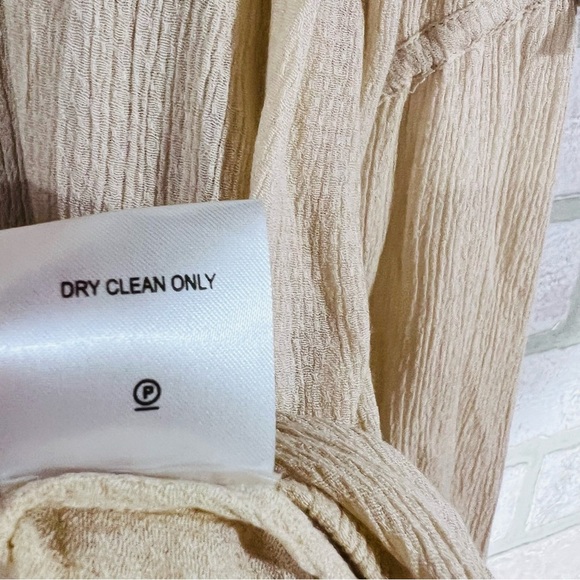 Tularosa Carmin Blouse in Macadamia Size XS - Picture 9 of 10